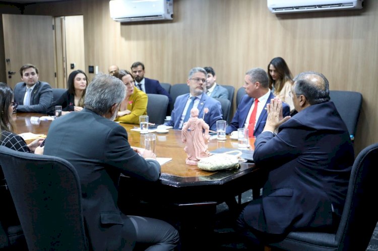 Governo de Sergipe discute investimentos com o Ministério da Justiça.