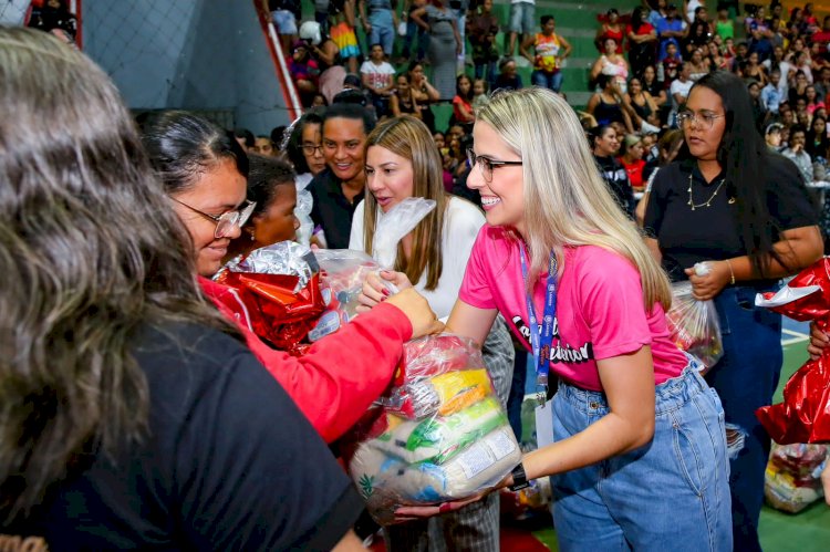Natal na Comunidade: Prefeitura de Lagarto entrega cesta do natal a 1500 Famílias no Ginásio Ribeirão