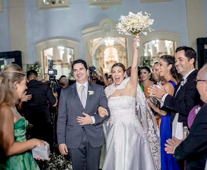 Em Lagarto, cerimônia de casamento reflete a influência política de Gustinho e Hilda Ribeiro