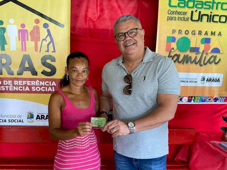 Arauá: prefeitura faz a entrega de cartões do programa Mais Renda Arauá