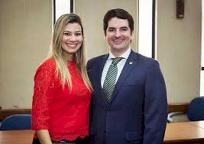 Lagarto: Prefeita Hilda e o deputado Gustinho Ribeiro acionam PF contra vídeo com fake news