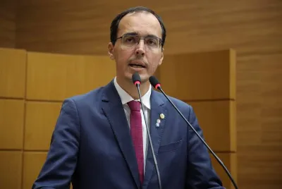 Deputado Georgeo Passos critica PL que oferece aumento auxílio-saúde privilegiado para membros do MPE