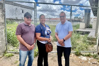 Luiz Fonseca acompanha técnico da Seduc em vistoria nas unidades escolares de Boquim