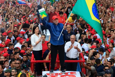 Lula vira disputa contra Flávio Bolsonaro e é reeleito presidente do Brasil para o quarto mandato