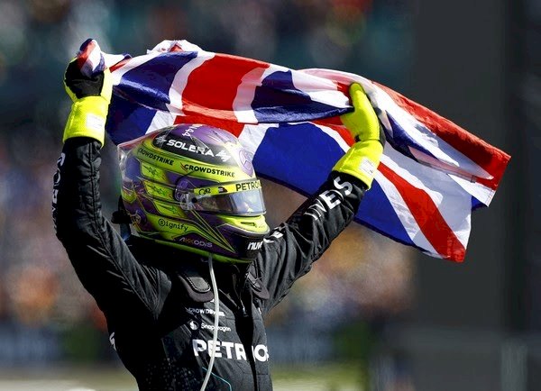 GP da Inglaterra: Hamilton vence 104ª e quebra jejum de quase três anos