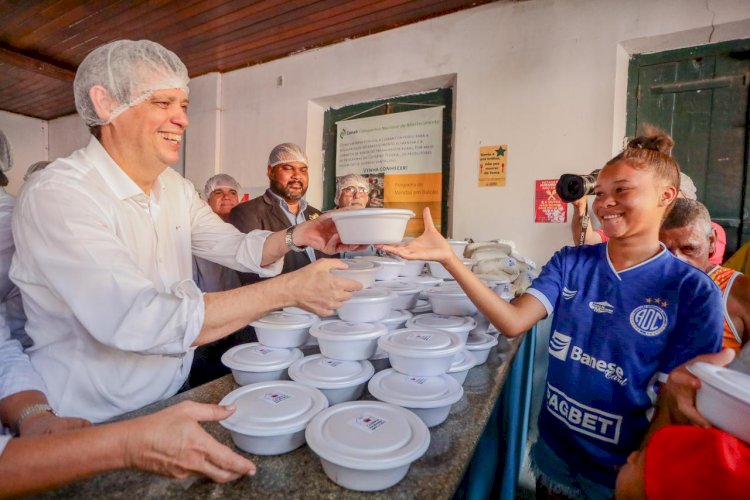 Márcio Macedo participa da reinauguração da Cozinha Solidária Daniele Bispo em São Cristóvão, fortalecendo a luta contra a fome em Sergipe