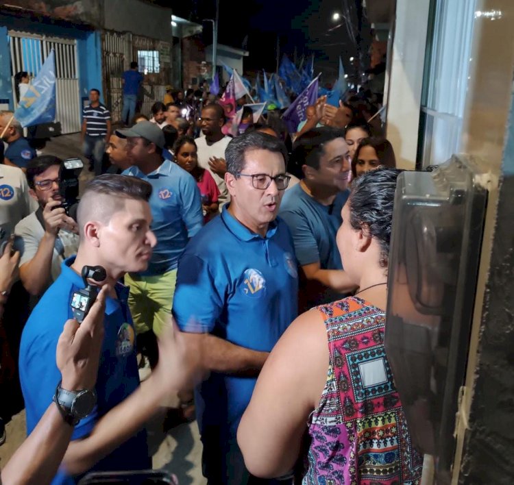 Luiz Roberto e Fabiano realizam caminhada marcante no bairro São Carlos