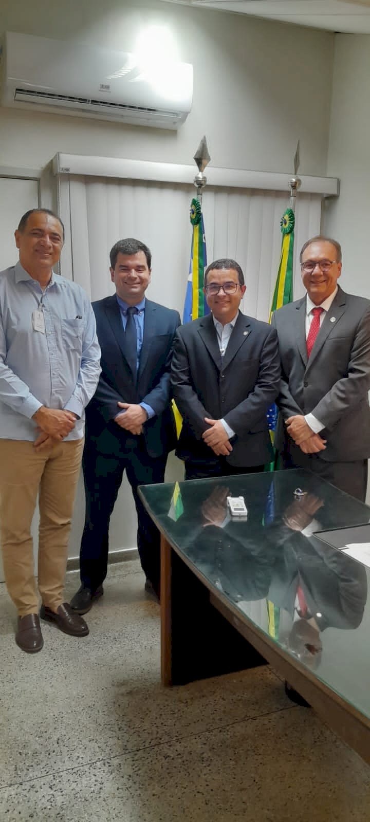 Deputado Luiz Fonseca recebe visita do presidente do Conselho Regional de Contabilidade