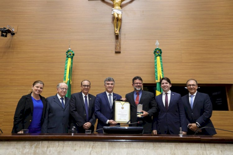 Luiz Fonseca participa de Sessão Especial em  homenagem ao ex-prefeito de Boquim, José Trindade